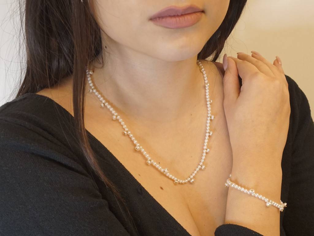 Bracciale charms di perle