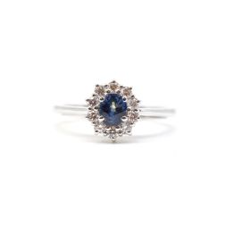 5x4 Oval Blue Sapphire Solitaire Ring with 10 Diamonds