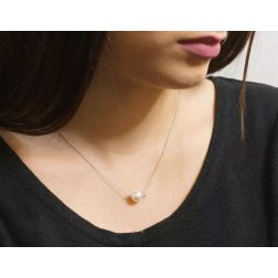 Collana a Goccia con Perla Akoya foto indossata