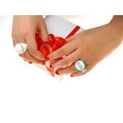 Foto indossata Anello Cupola Bianca Oro Giallo , Bianco e Diamanti