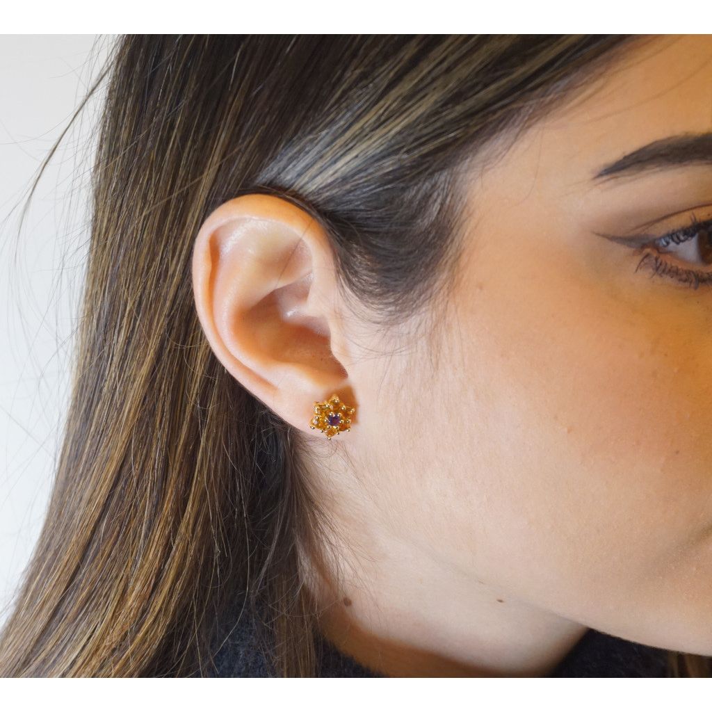 Gemondo Orecchini A Perno In Ametista E Oro Giallo 9kt - Pietra Ovale 6x4mm (0.70ct) - Gioiello Originale Con Scatola Regalo