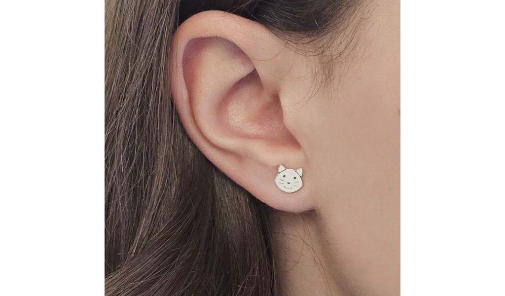 18kt gold earrings for Girl