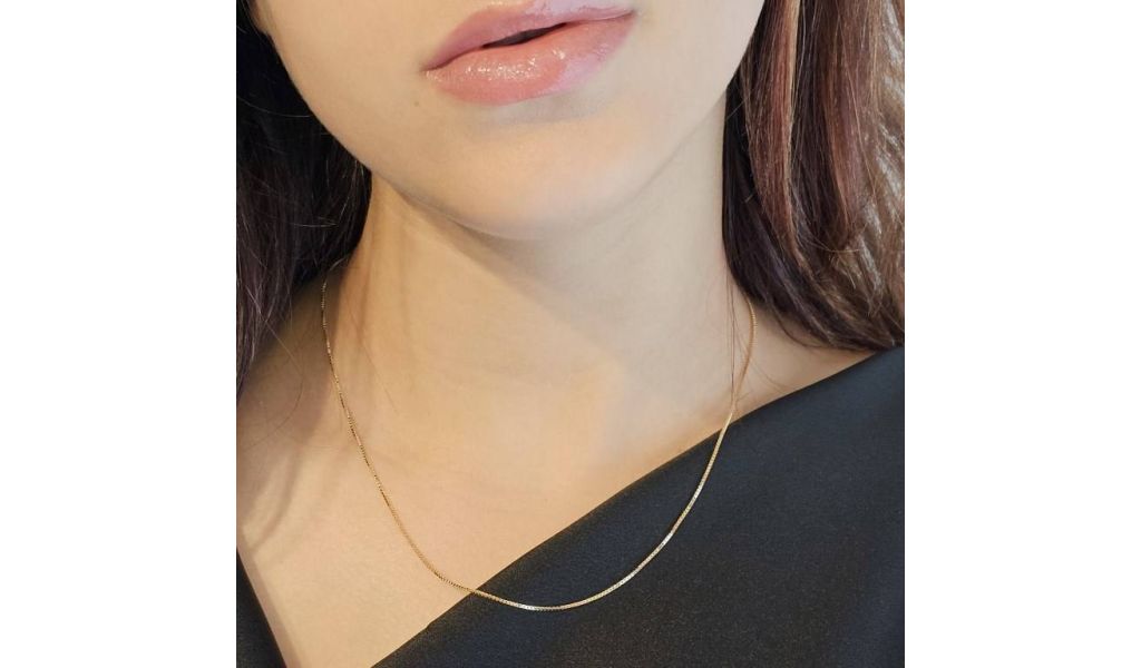 Necklaces suitable for pendants